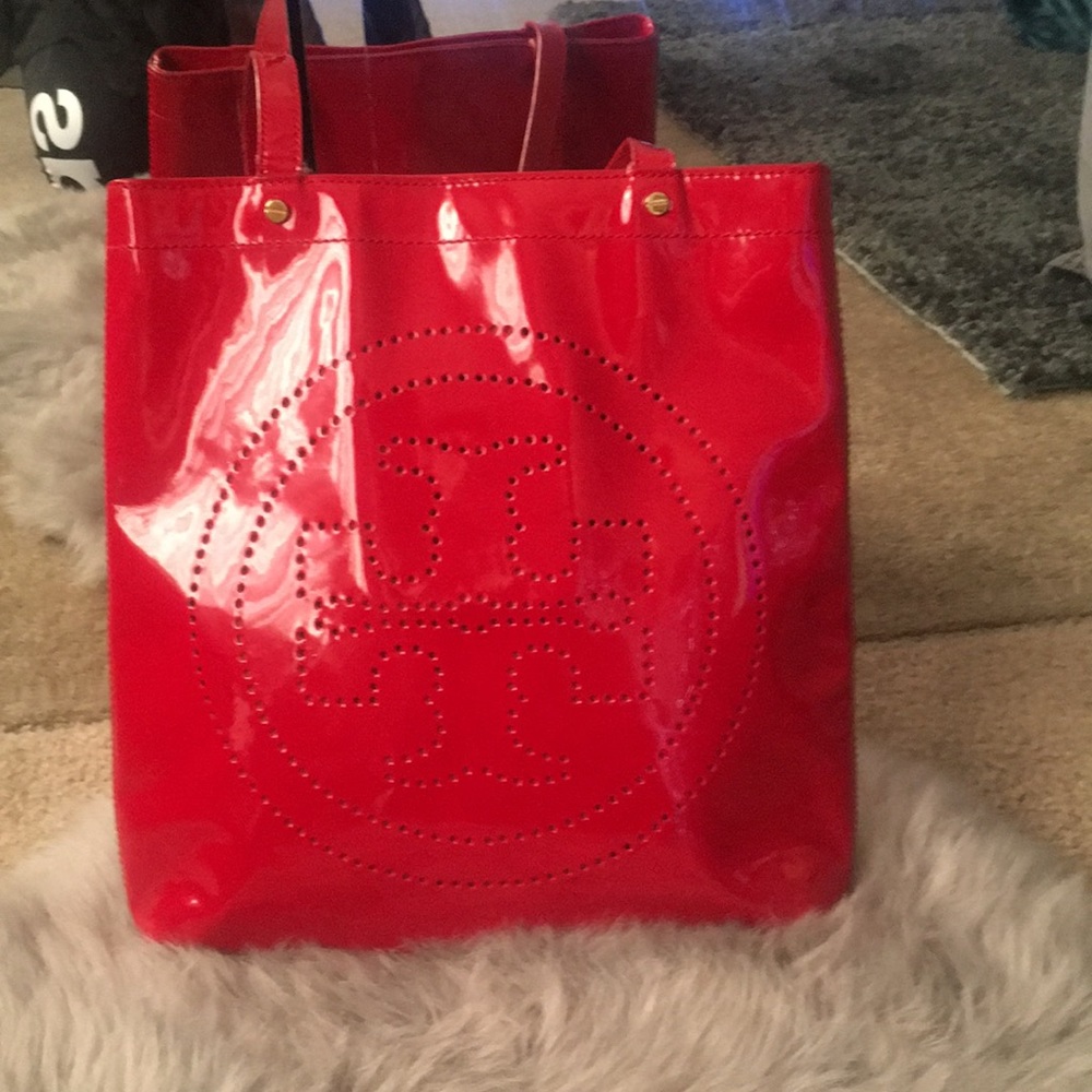 Tory Burch Patent Logo Tote Bag